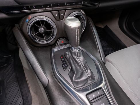 Used 2017 Chevrolet Camaro LT image 20