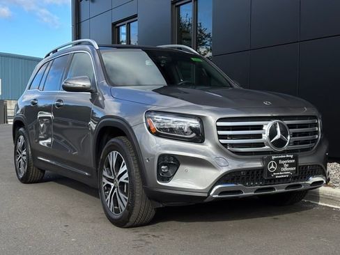 Certified 2025 Mercedes-Benz GLB 250 4MATIC image 9