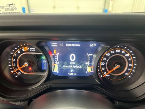 Used 2026 Jeep Wrangler Unlimited Rubicon 392 w/ Quick Order Package 27X Moab AWD/4WD image 12