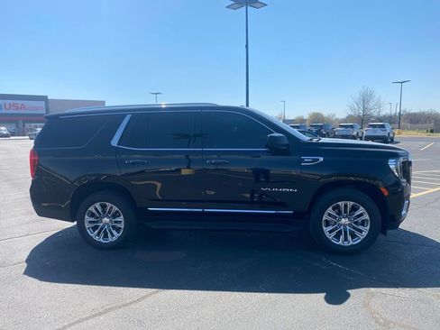 Used 2020 GMC Yukon Denali w/ Denali Premium Package image 10