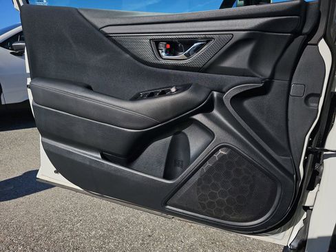 Used 2020 Subaru Outback Premium image 27