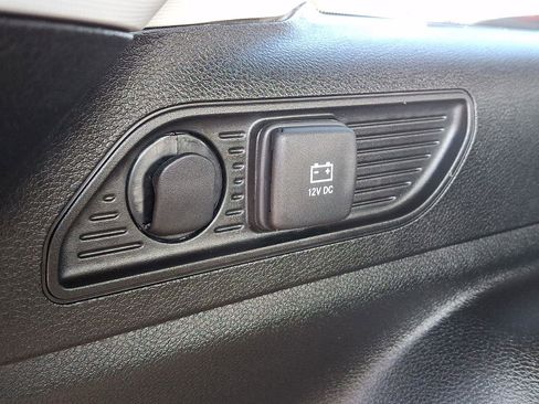 Used 2023 Jeep Grand Cherokee Laredo image 29