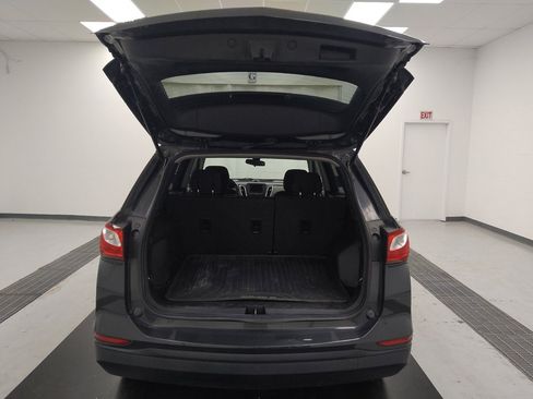 Used 2020 Chevrolet Equinox LS w/ LS Convenience Package FWD image 29