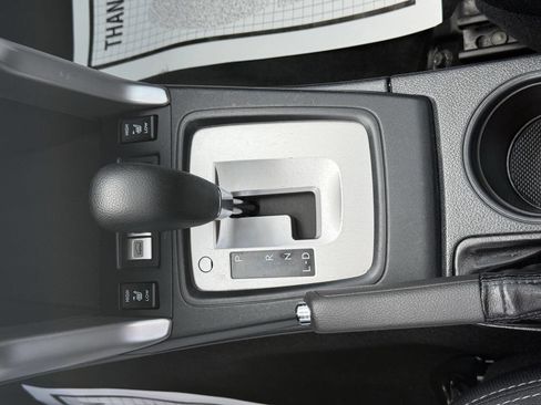 Used 2018 Subaru Forester 2.5i Premium image 24