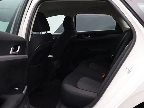 Used 2025 Kia K5 LXS FWD image 15