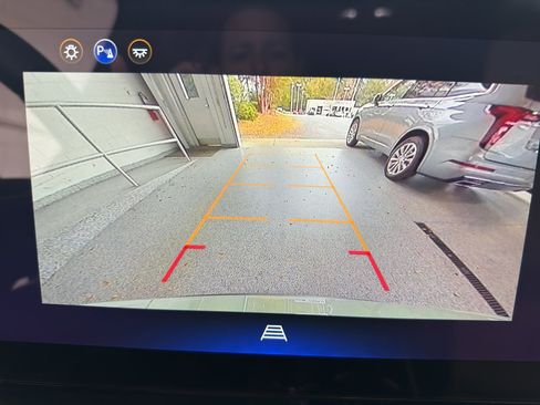 New 2026 Chevrolet Equinox ACTIV w/ LPO, Floor Liner Package image 18