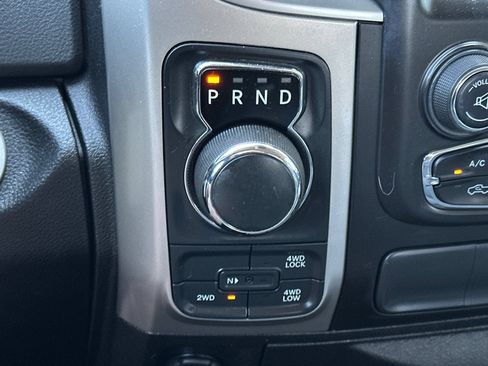 Used 2019 RAM 1500 Classic SLT w/ Luxury Group AWD/4WD image 20