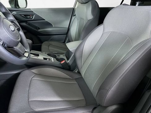 Used 2025 Subaru Crosstrek 2.5i Premium AWD/4WD image 8