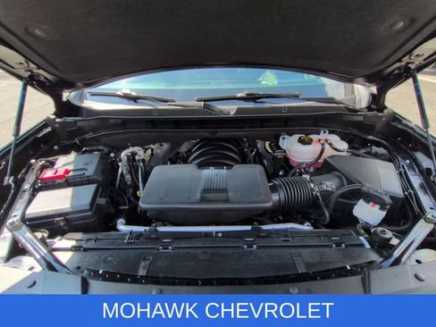 Certified 2025 Chevrolet Tahoe Premier AWD/4WD image 32