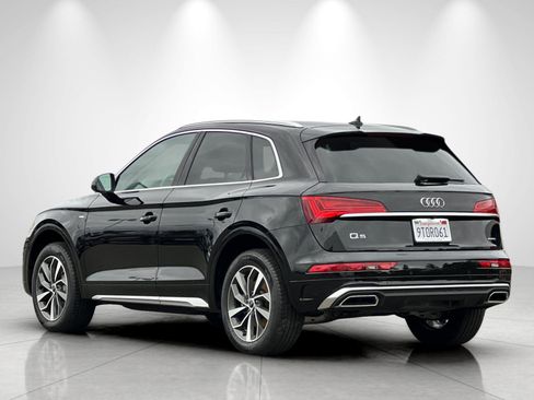 Certified 2025 Audi Q5 2.0T Premium image 3