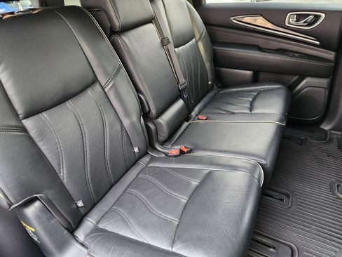 Used 2017 INFINITI QX60 AWD w/ Premium Plus Package image 18