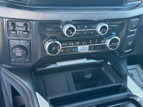 Used 2024 Ford F250 Platinum AWD/4WD image 36