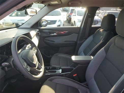 Certified 2025 Chevrolet TrailBlazer LS w/ LS Convenience Package image 16