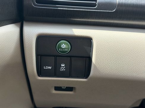 Used 2015 Honda Accord EX-L image 23