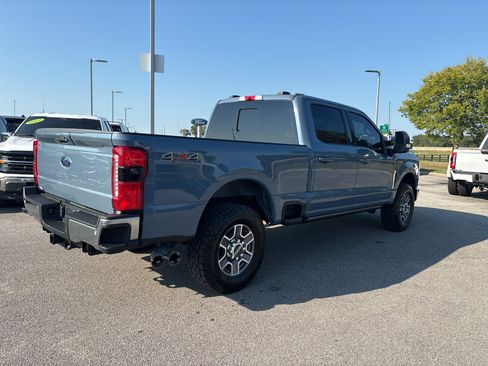 Used 2023 Ford F250 Lariat w/ Lariat Ultimate Package AWD/4WD image 5