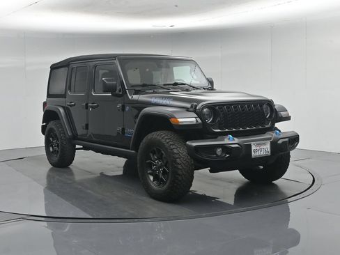 Used 2024 Jeep Wrangler Unlimited AWD/4WD image 58