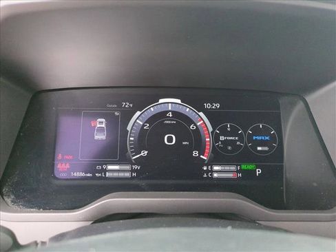 Used 2024 Toyota Tundra Platinum AWD/4WD image 11