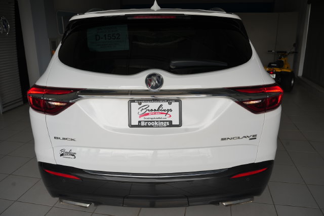 Used 2018 Buick Enclave Essence AWD/4WD image 31