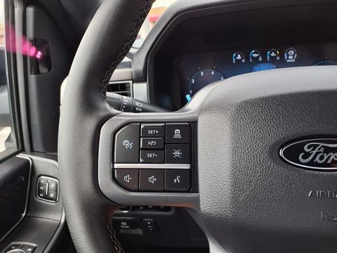 Used 2025 Ford F150 Lariat w/ Equipment Group 501A Mid AWD/4WD image 36