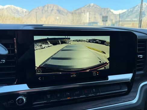 Used 2024 GMC Sierra 2500 SLT w/ SLT Premium Package image 34