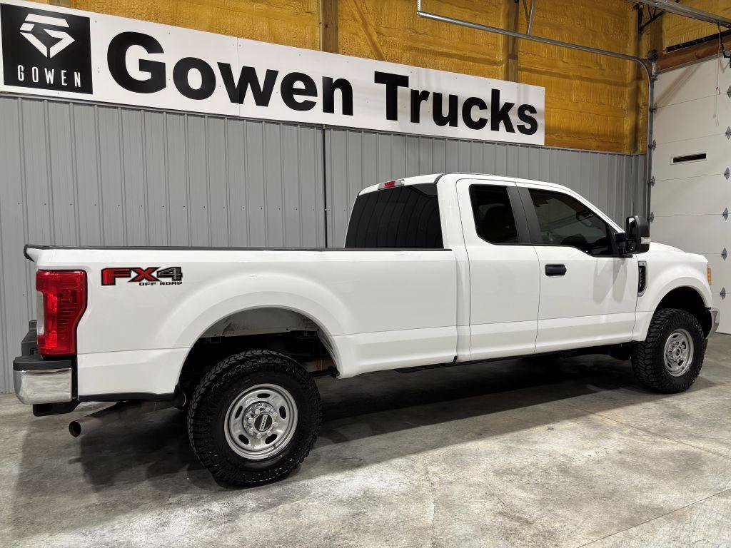Used 2017 Ford F250 XL w/ Power Equipment Group AWD/4WD image 6