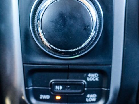 Used 2024 RAM 1500 Classic SLT image 29