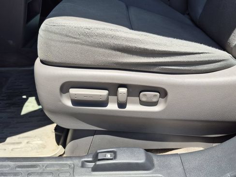 Used 2012 Honda Ridgeline RTS image 6