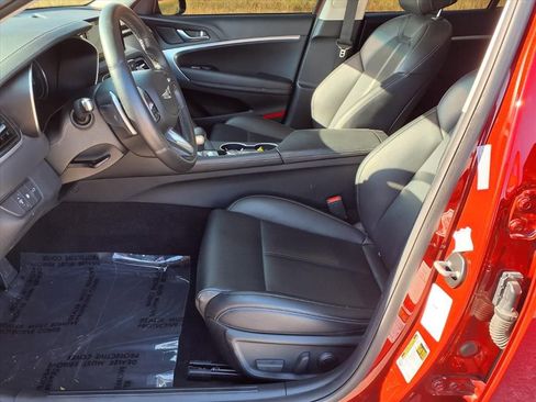 Used 2023 Genesis G70 2.0T image 26