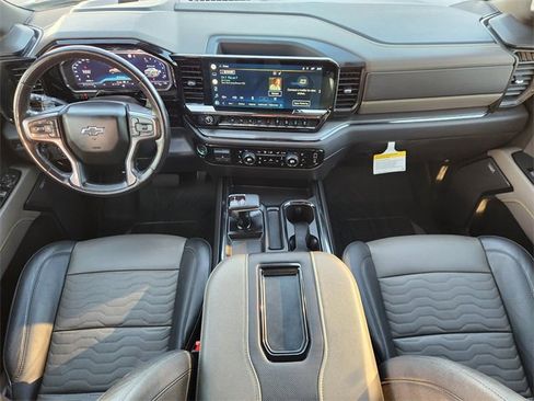 Used 2022 Chevrolet Silverado 1500 ZR2 image 26