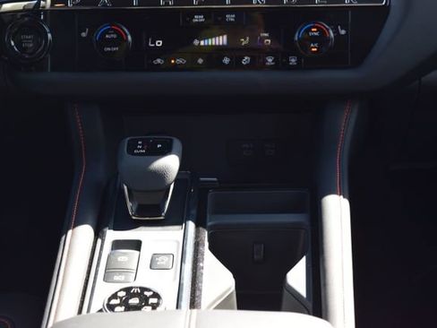 New 2026 Nissan Pathfinder Rock Creek image 20