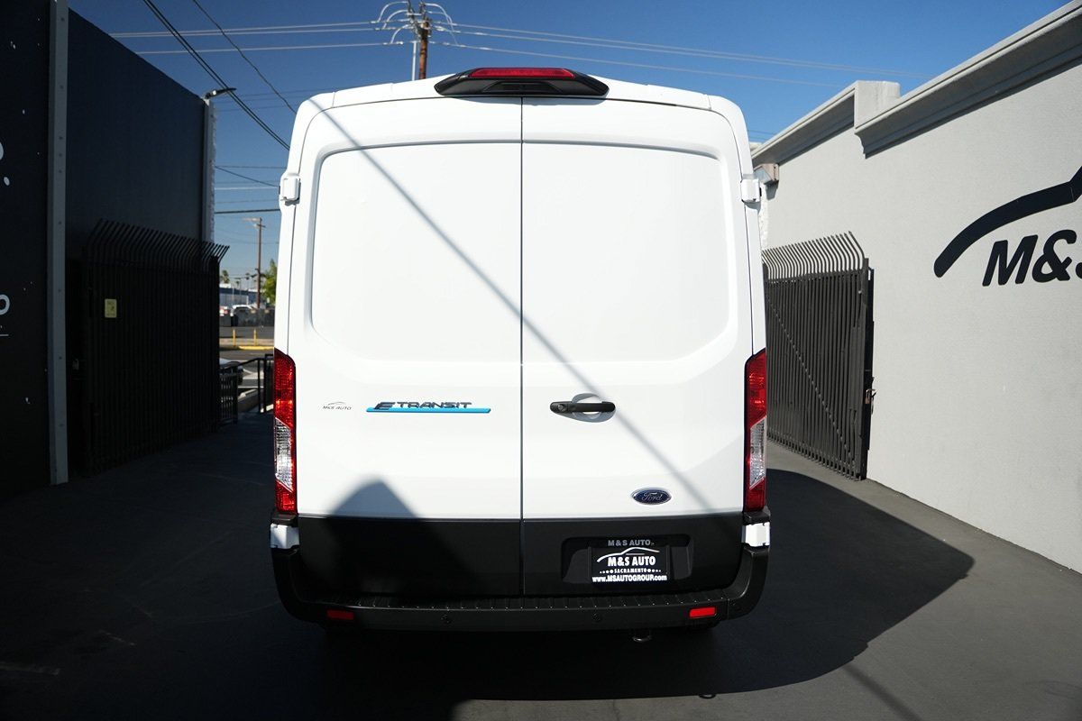 Used 2023 Ford E-Transit Medium Roof RWD image 14