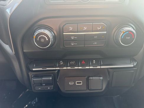 Used 2021 Chevrolet Silverado 1500 Custom Trail Boss AWD/4WD image 22