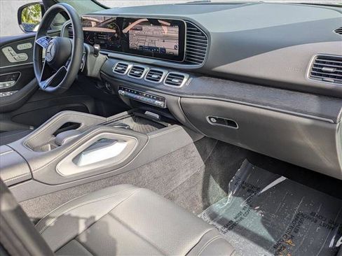 Used 2025 Mercedes-Benz GLE 450 4MATIC image 23