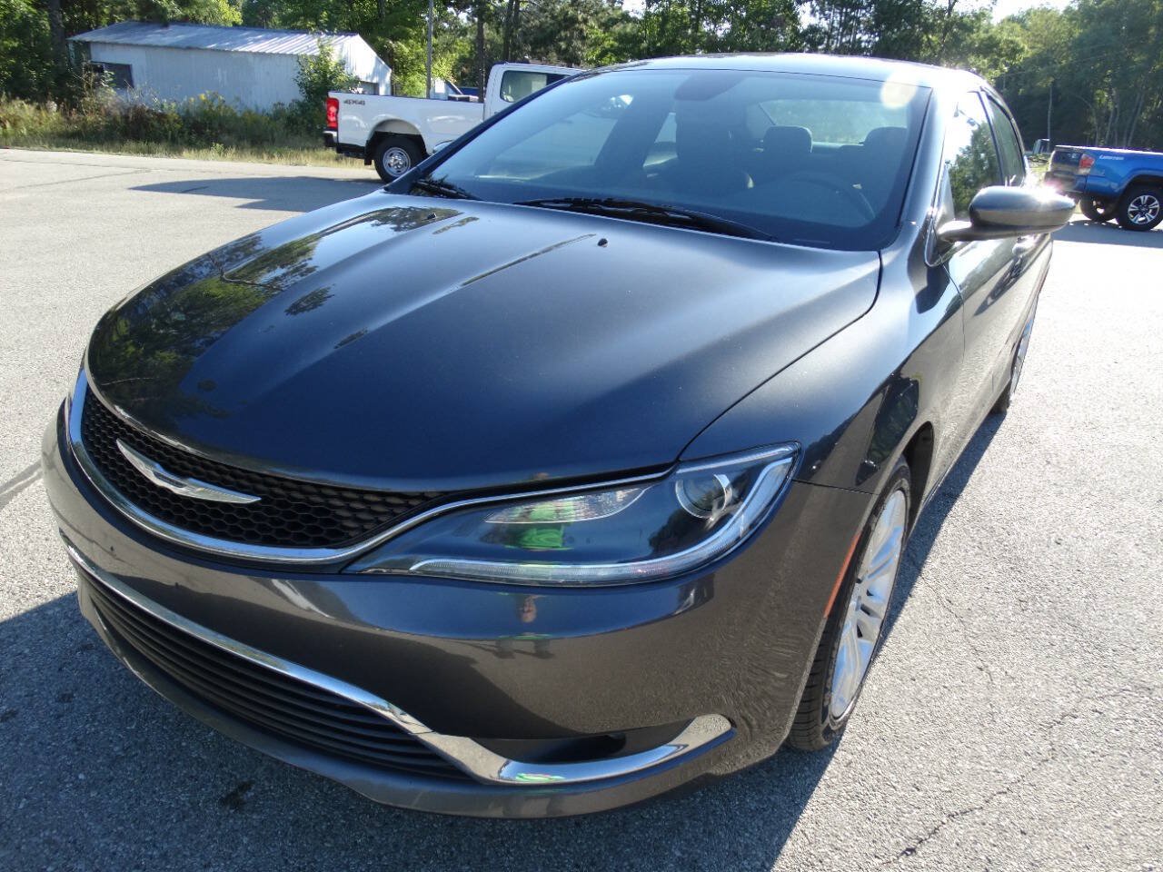 Used 2016 Chrysler 200 Limited FWD image 5