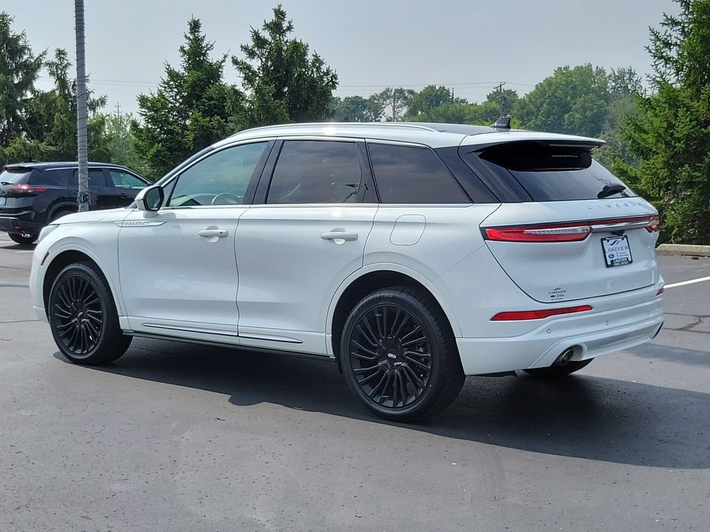Used 2022 Lincoln Corsair Reserve AWD/4WD image 4