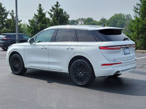 Used 2022 Lincoln Corsair Reserve AWD/4WD image 4