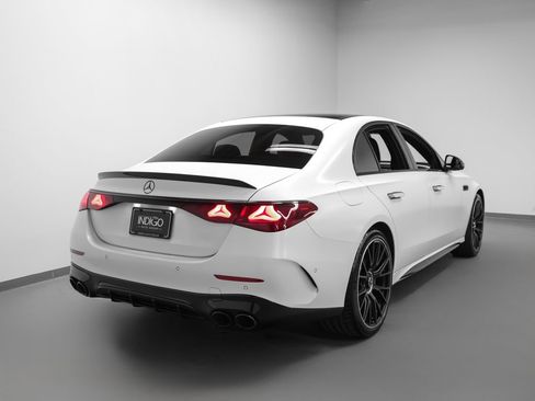 Used 2025 Mercedes-Benz E 53 AMG e 4MATIC Sedan image 40