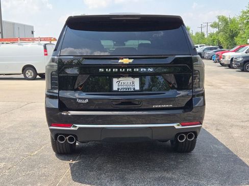 New 2025 Chevrolet Suburban Premier w/ Sun And Tow Package image 14