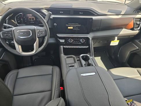 New 2026 GMC Sierra 2500 Denali w/ Denali Reserve Package image 12