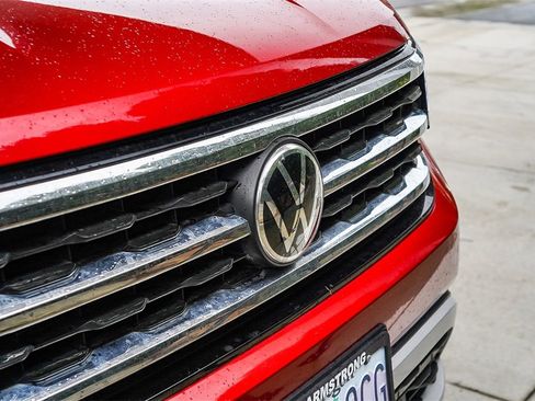 Used 2021 Volkswagen Atlas SE w/ Towing Package image 9