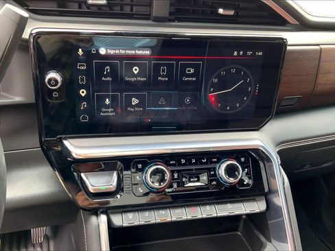 Certified 2024 GMC Sierra 2500 Denali Ultimate w/ Max Trailering Package image 31