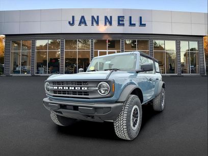 New 2025 Ford Bronco w/ Sasquatch Package