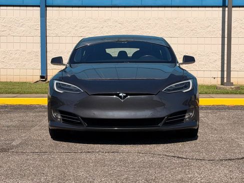Used 2021 Tesla Model S Long Range Plus AWD/4WD image 2
