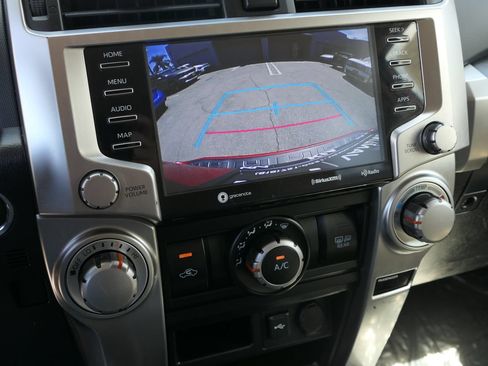 Used 2022 Toyota 4Runner SR5 Premium AWD/4WD image 18