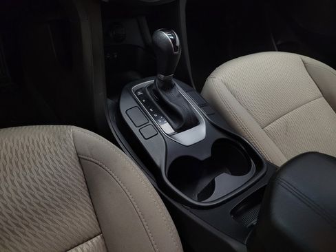 Used 2017 Hyundai Santa Fe Sport image 26