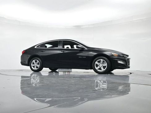 Used 2024 Chevrolet Malibu LT image 32
