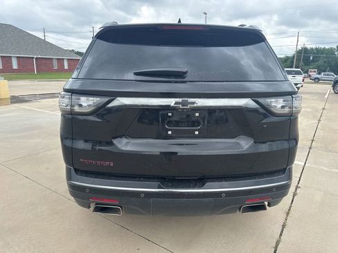 Used 2020 Chevrolet Traverse Premier w/ Redline Edition FWD image 5
