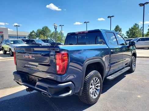 Used 2019 GMC Sierra 1500 AT4 w/ Off Road Performance Package image 4