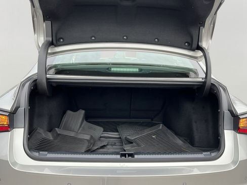 Certified 2023 Lexus IS 350 F Sport image 9