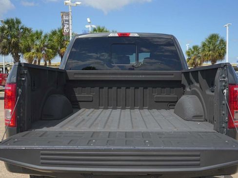 Used 2016 Ford F150 XLT w/ Equipment Group 302A Luxury AWD/4WD image 36